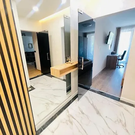 Golden Apartment